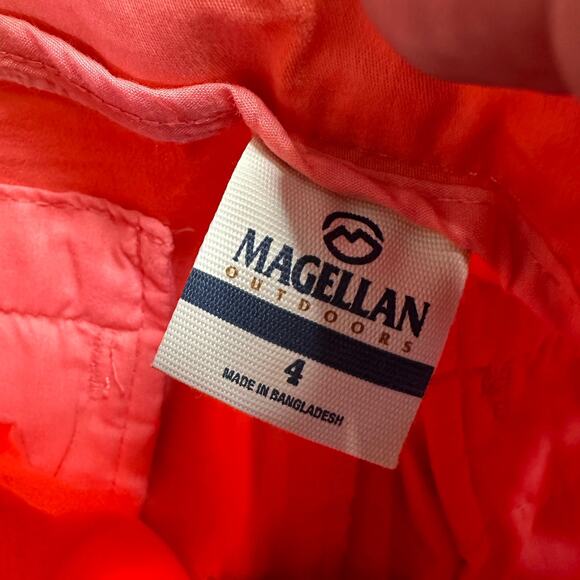 Magellan Outdoors Coral Happy Camper 4'' Shorty Shorts Womens 4 Mid Rise Stretch - Picture 6 of 7